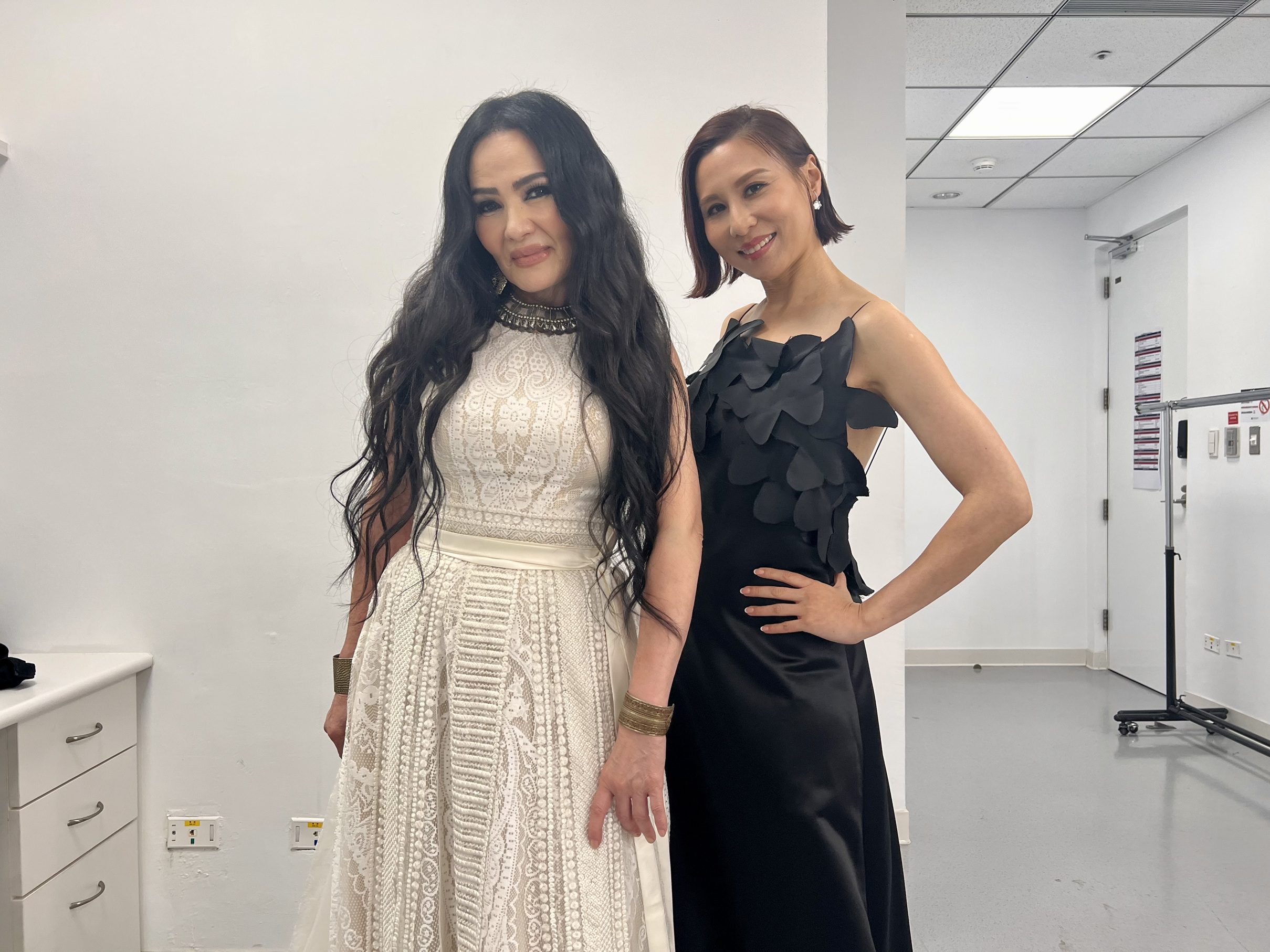 林凡金鐘60挑戰出道25年最難舞台 以絕美戰袍秀美背狠甩三公斤