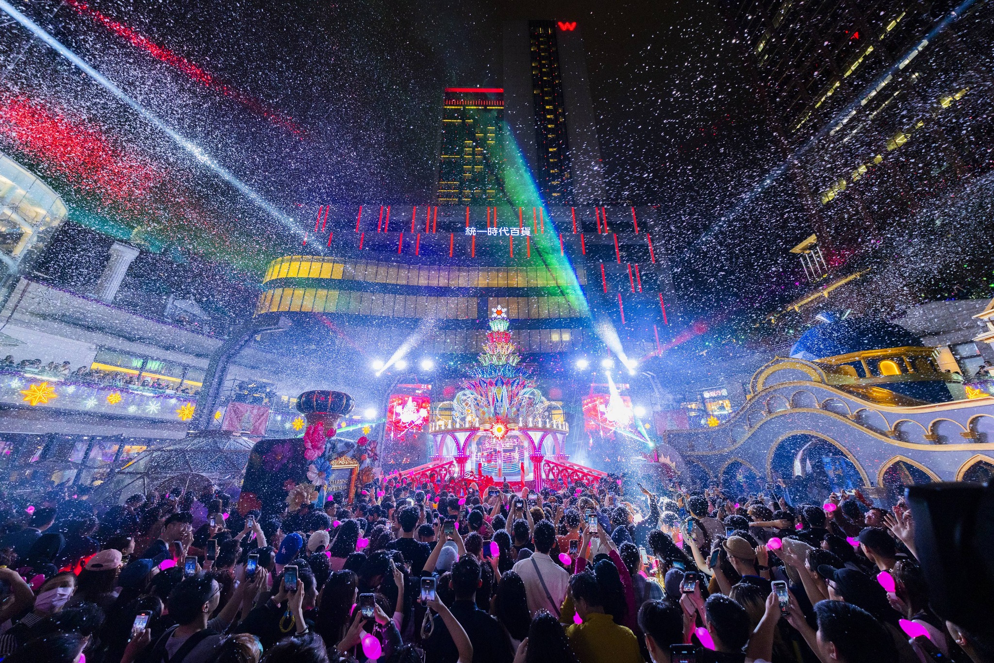 聖誕季必打卡!2025台北百貨夢幻燈區TOP 4 威尼斯水都、玩具總動員限定體驗一次看 S 72253462