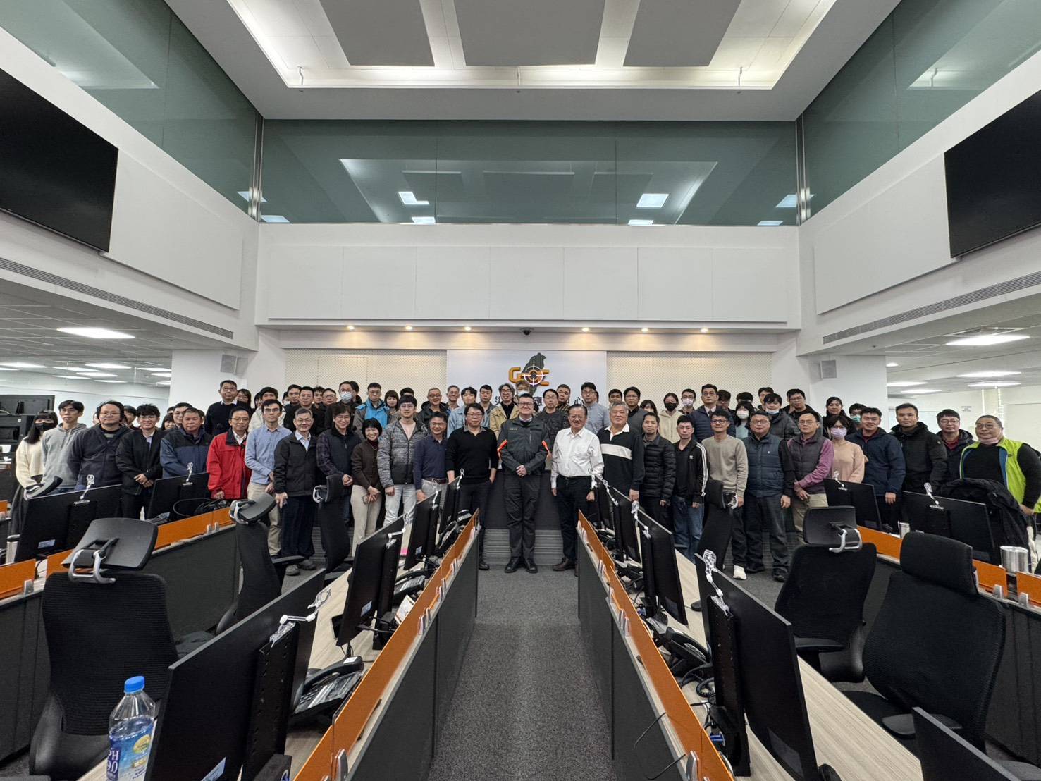 1749856 - 報新聞 Mega News