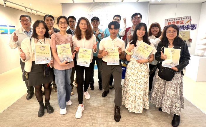 《圖說》「永續台灣創意教案」新北市獲獎數勇奪全國第一，圖為得獎人員合影。〈教育局提供〉
